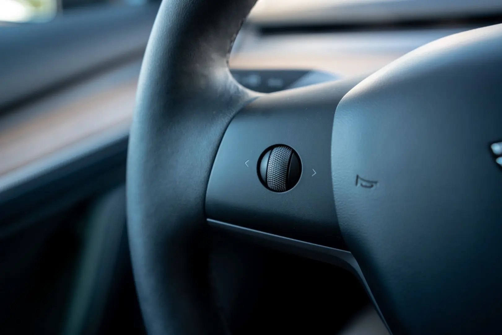 Model 3 Long Range Dual AWD *PANO*ACC*