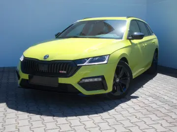 Octavia Combi RS * DSG * ACC * LED * NAVI * uvm