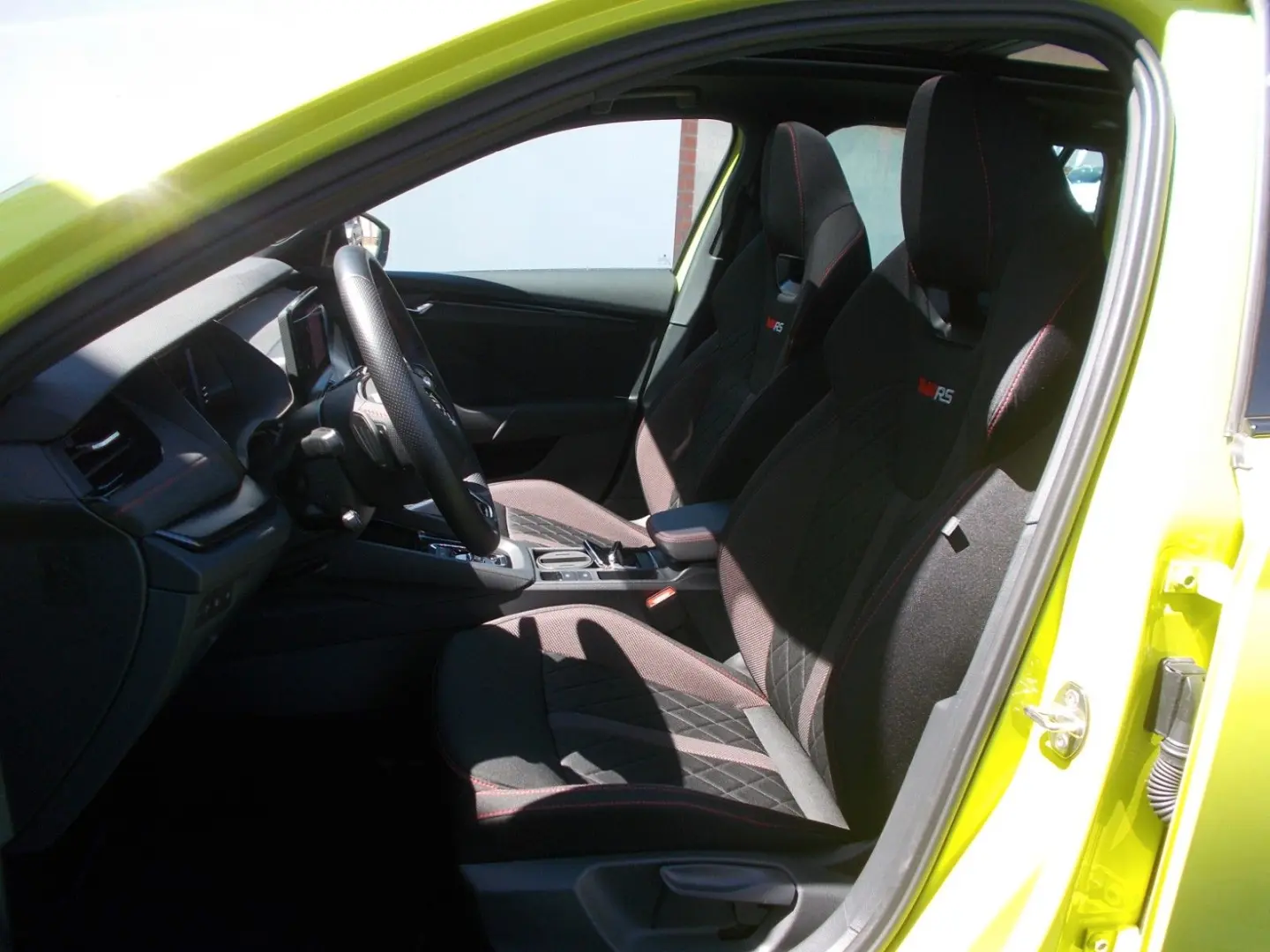Octavia Combi RS * DSG * ACC * LED * NAVI * uvm