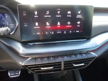 Octavia Combi RS * DSG * ACC * LED * NAVI * uvm