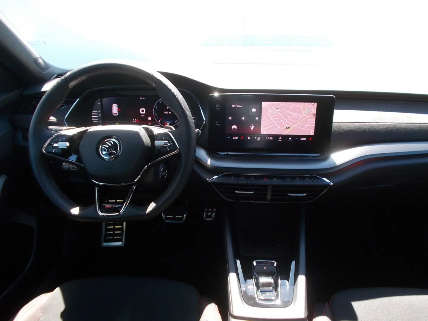 Octavia Combi RS * DSG * ACC * LED * NAVI * uvm