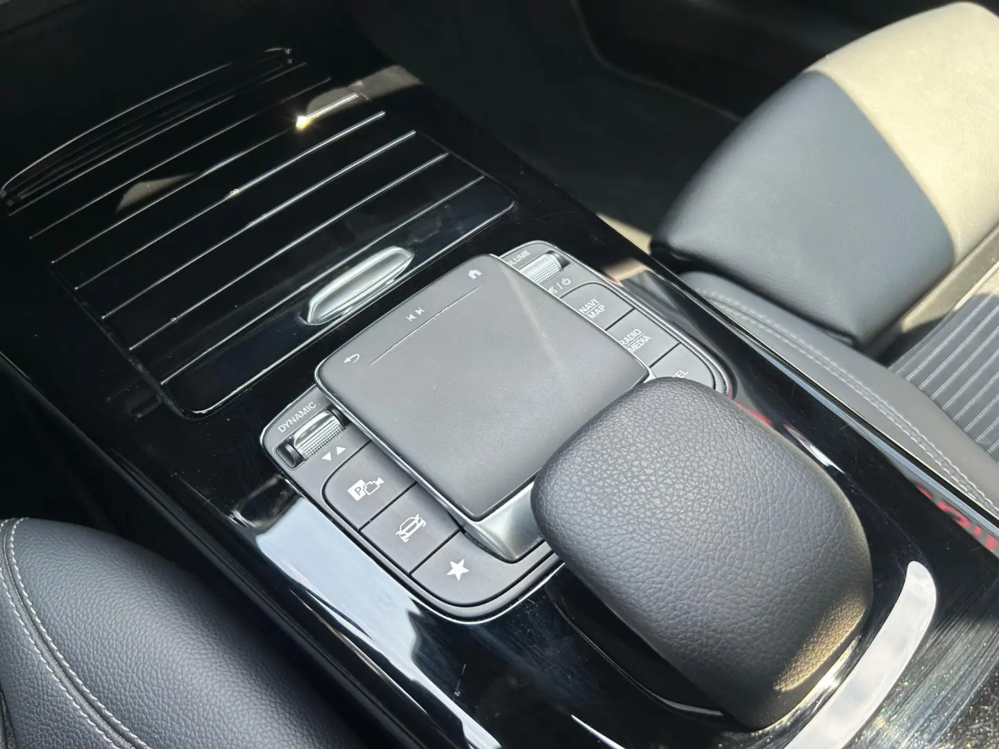Mercedes-Benz A 200 d 8G-DCT Progressive