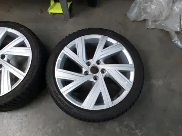 Golf GTI 2.0 TSI DSG Pano*Harman*RFK*PDC*Tempo