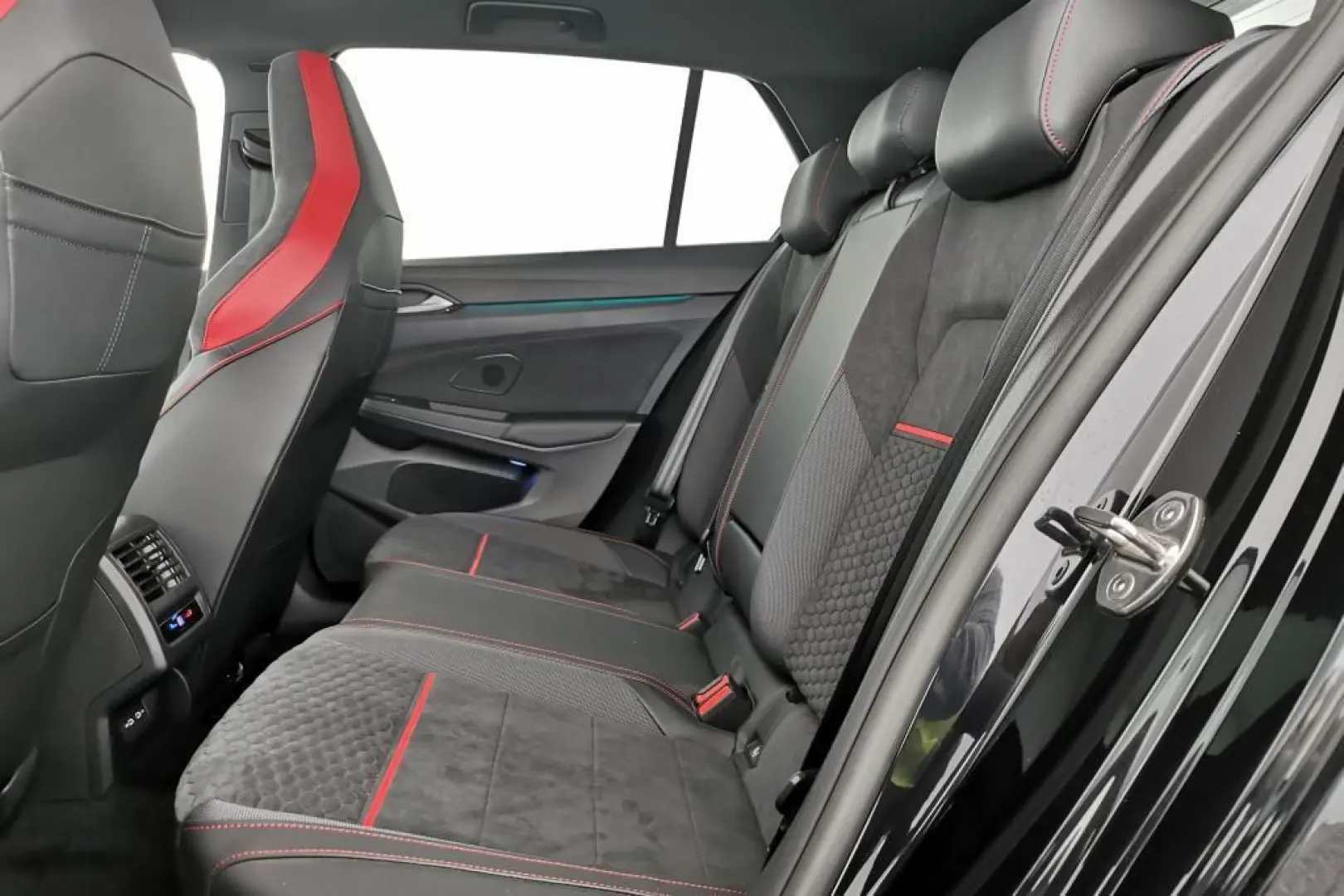 Golf GTI 2.0 TSI DSG Pano*Harman*RFK*PDC*Tempo