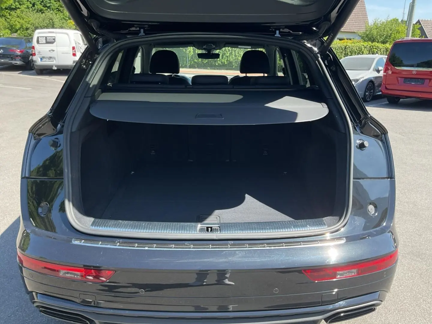 Q5 40 TFSI quattro S tronic S line *AHK*Navi*LED