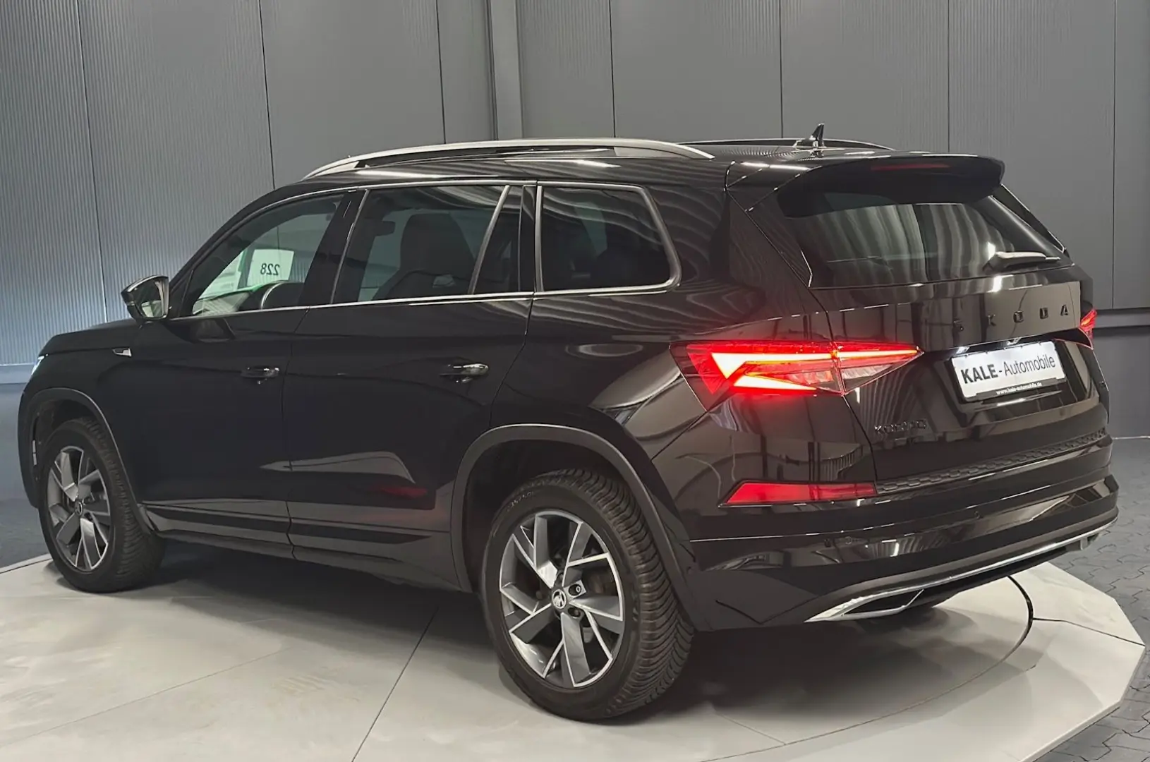 Kodiaq Sportline 4x4 *KAMERA*PANORAMA*COLUMBUS*