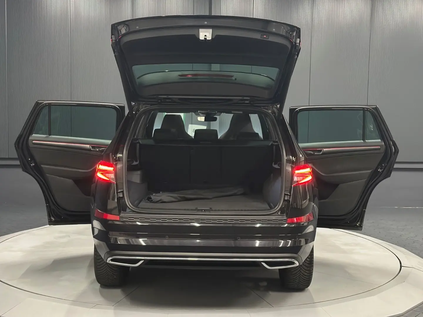 Kodiaq Sportline 4x4 *KAMERA*PANORAMA*COLUMBUS*