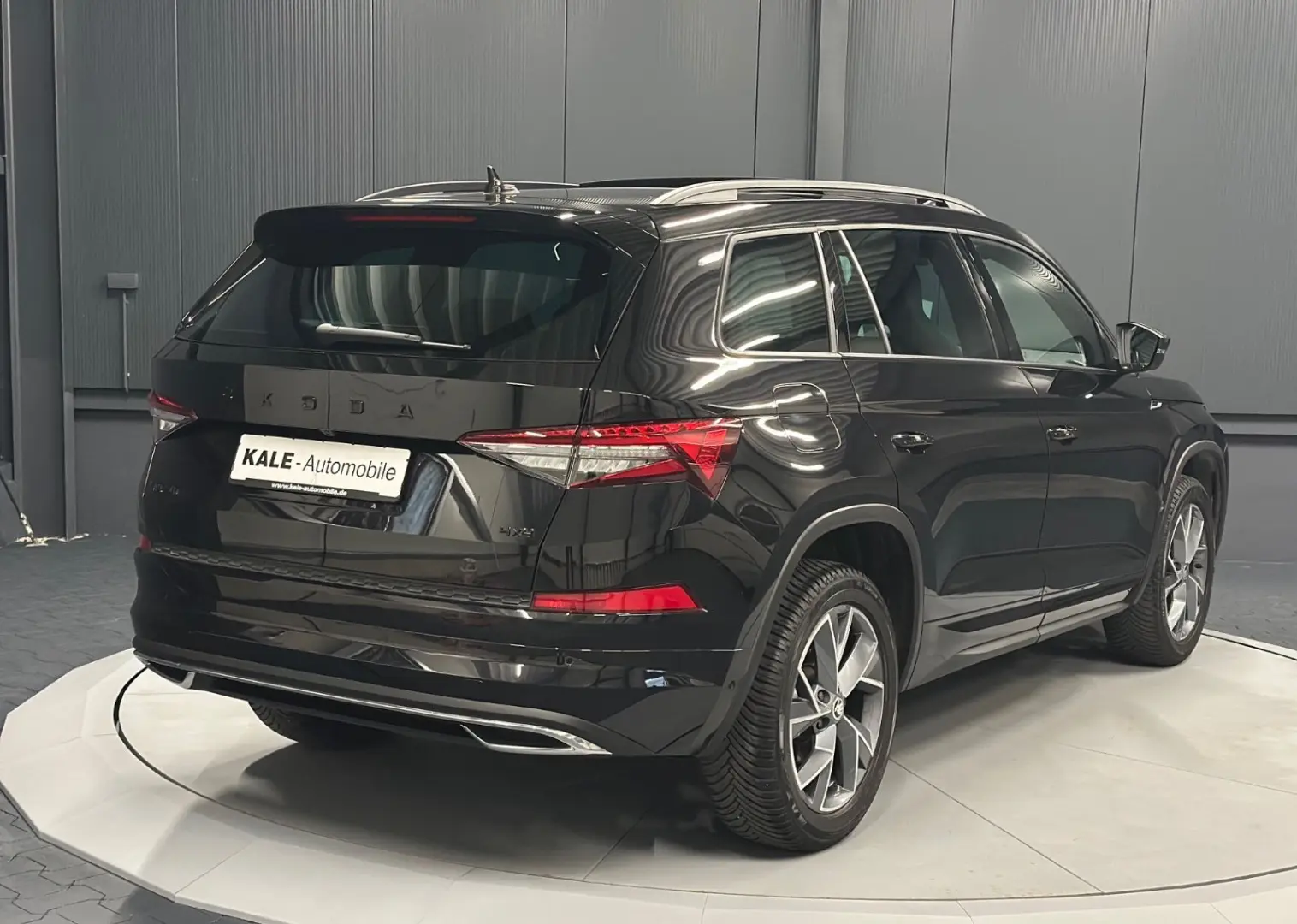 Kodiaq Sportline 4x4 *KAMERA*PANORAMA*COLUMBUS*