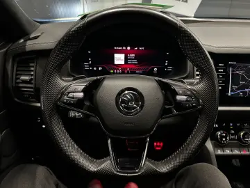 Kodiaq Sportline 4x4 *KAMERA*PANORAMA*COLUMBUS*