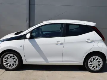 TOYOTA AYGO 1.0 72CP