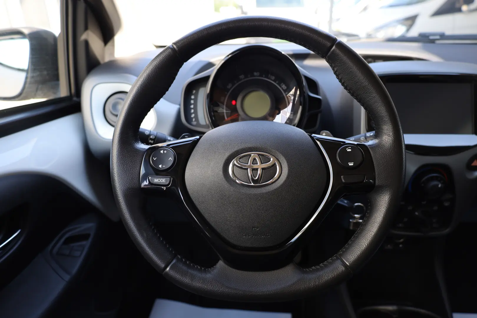 TOYOTA AYGO 1.0 72CP