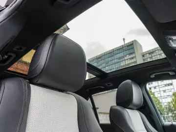 GLE 400 d 4M AMG-LINE PANO STH. SITZKL. DISTRONI