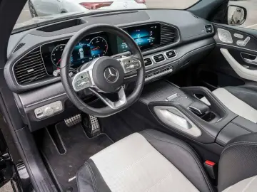 GLE 400 d 4M AMG-LINE PANO STH. SITZKL. DISTRONI