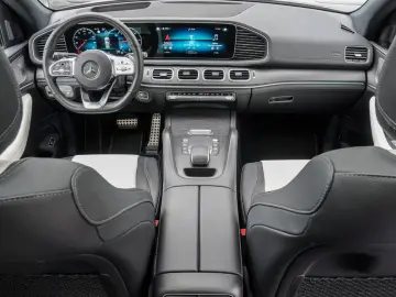 GLE 400 d 4M AMG-LINE PANO STH. SITZKL. DISTRONI