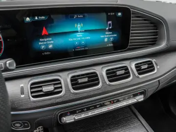 GLE 400 d 4M AMG-LINE PANO STH. SITZKL. DISTRONI