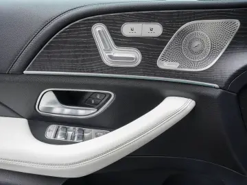 GLE 400 d 4M AMG-LINE PANO STH. SITZKL. DISTRONI