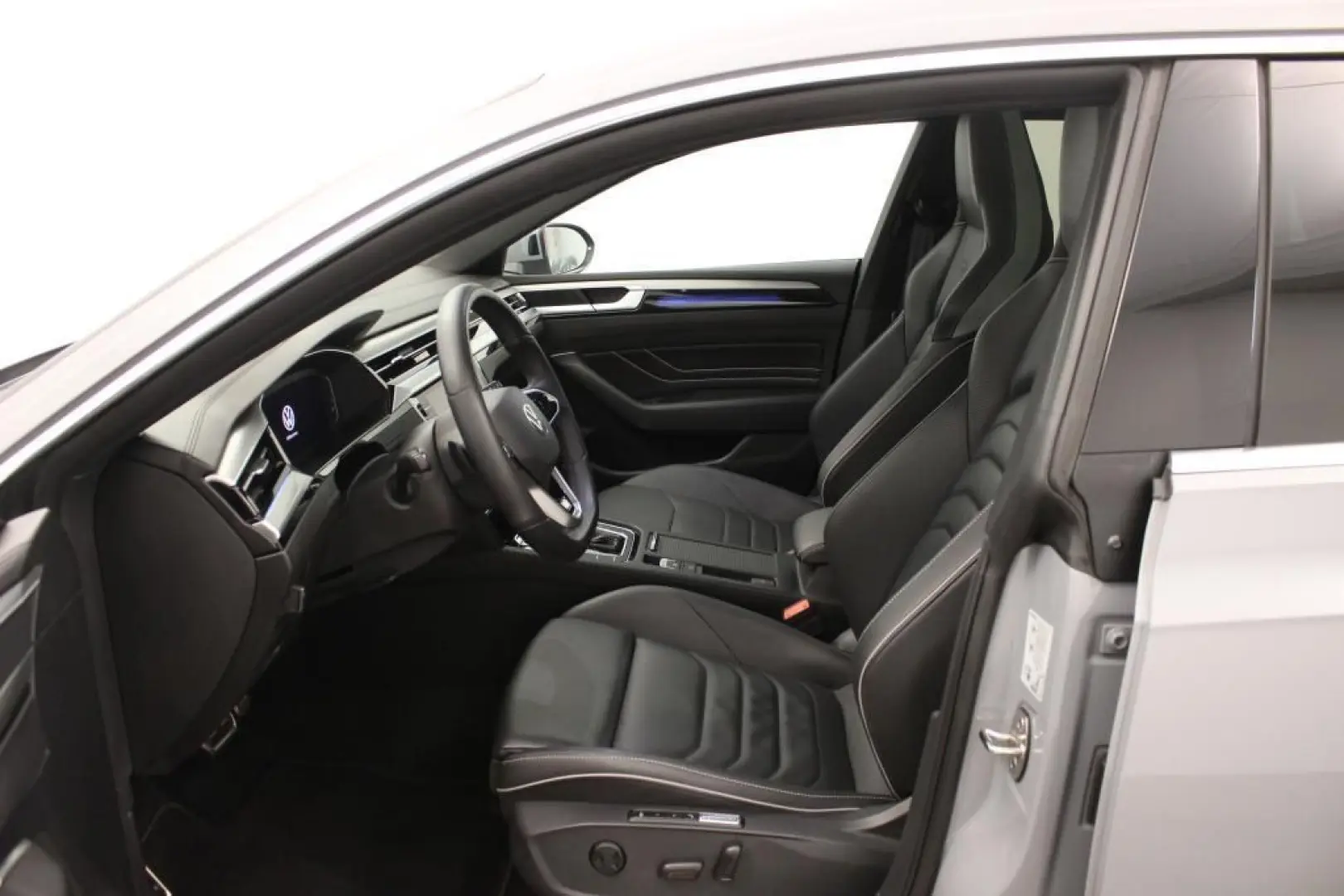 Arteon SB Elegance 2.0 TSI DSG AHK*Leder*RFK*PDC