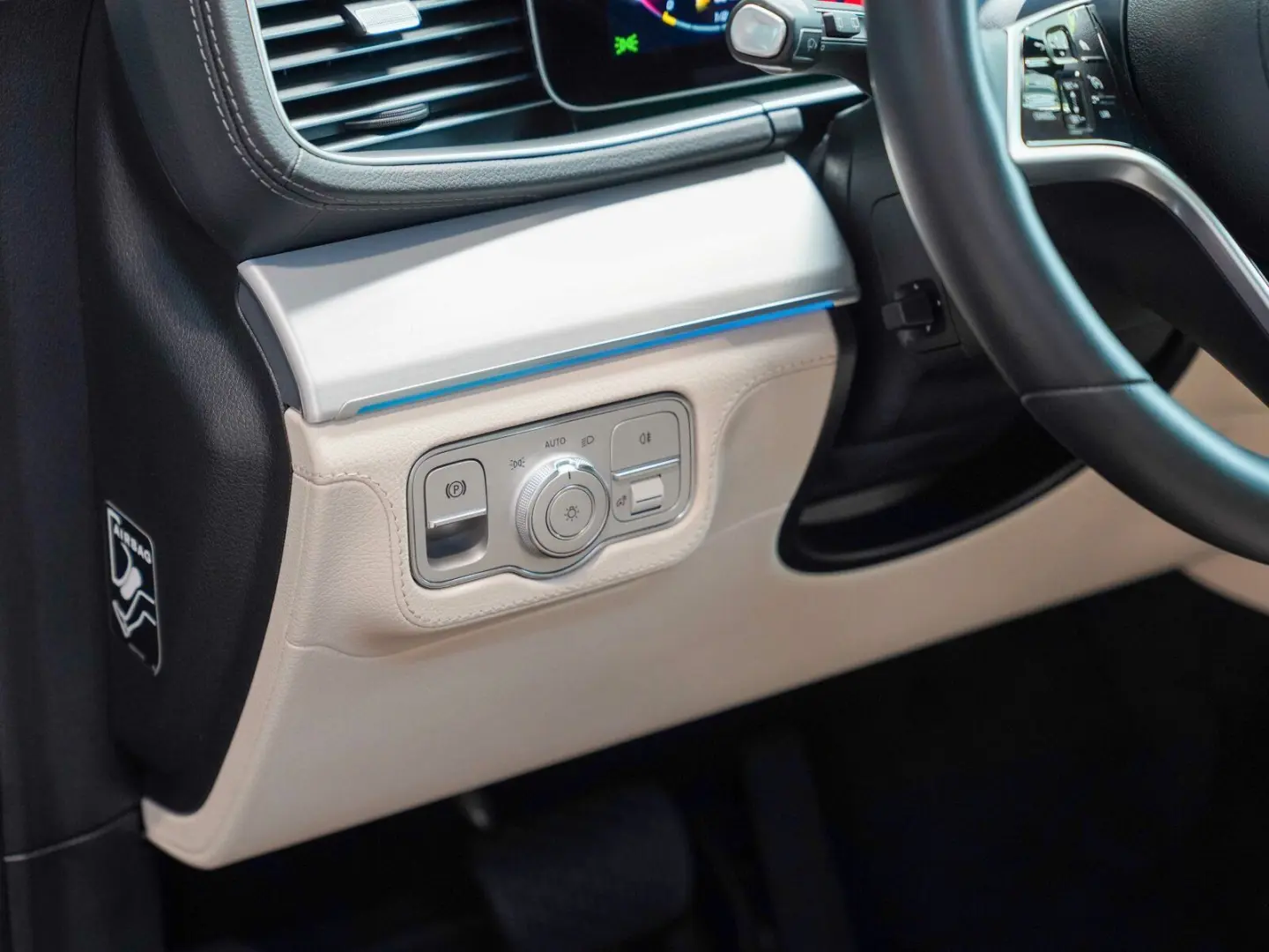 GLE 300 d 4M Premium-Plus-Paket Massage Head-up
