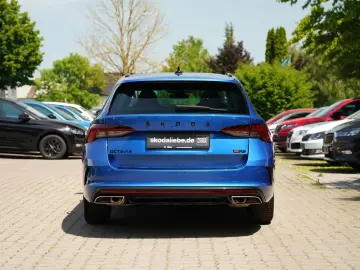 OCTAVIA COMBI RS 2.0TSI DSG PANORAMA+MATRIXuvm