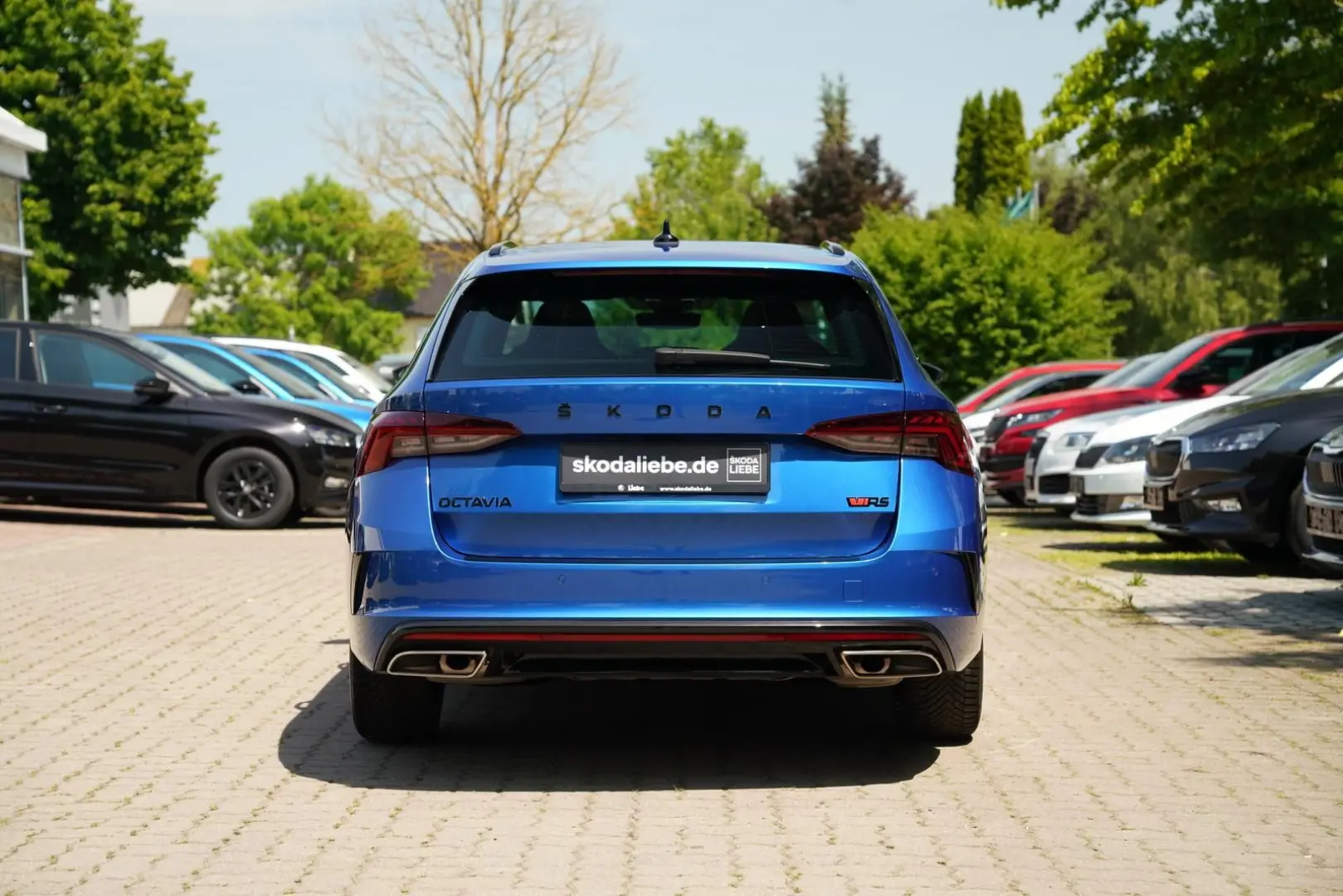 OCTAVIA COMBI RS 2.0TSI DSG PANORAMA+MATRIXuvm