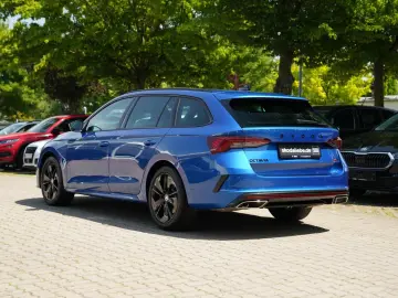 OCTAVIA COMBI RS 2.0TSI DSG PANORAMA+MATRIXuvm