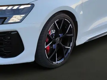 RS 3 Sportback quattro*Navi*Matrix*HUD*B&O*PDC*V