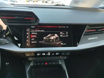 RS 3 Sportback quattro*Navi*Matrix*HUD*B&O*PDC*V