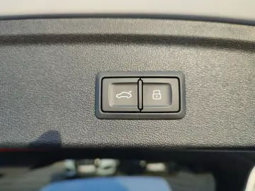 RS 3 Sportback quattro*Navi*Matrix*HUD*B&O*PDC*V