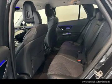 GLC 200 4MATIC AVANTGARDE LED/AHK/360°/DISTRONIC
