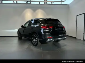 GLC 200 4MATIC AVANTGARDE LED/AHK/360°/DISTRONIC