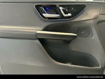 GLC 200 4MATIC AVANTGARDE LED/AHK/360°/DISTRONIC