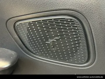 GLC 200 4MATIC AVANTGARDE LED/AHK/360°/DISTRONIC