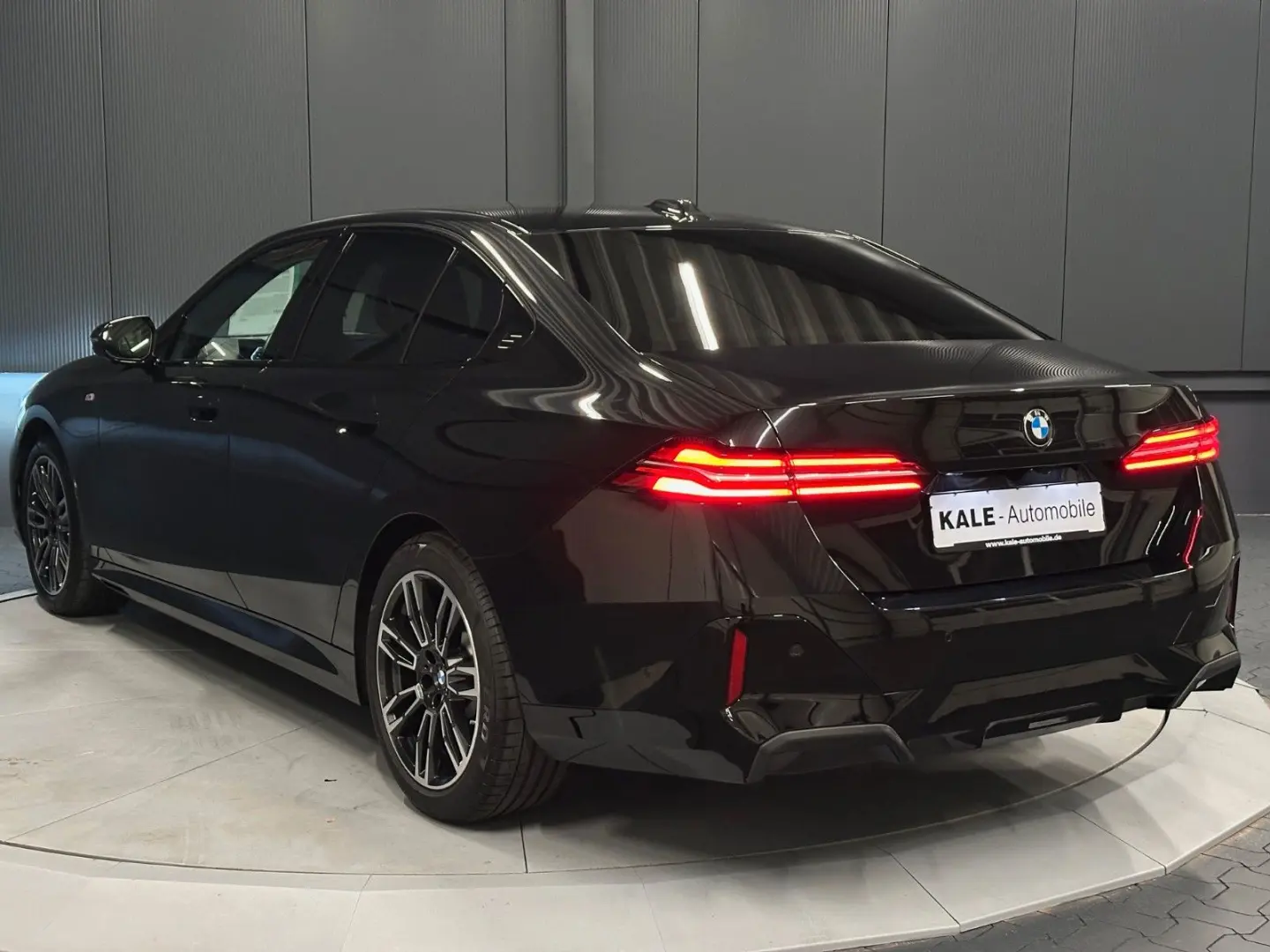 520d Lim. M-Sport *Travel/Driving-Assist*LEDER*