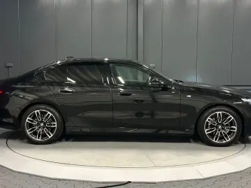 520d Lim. M-Sport *Travel/Driving-Assist*LEDER*