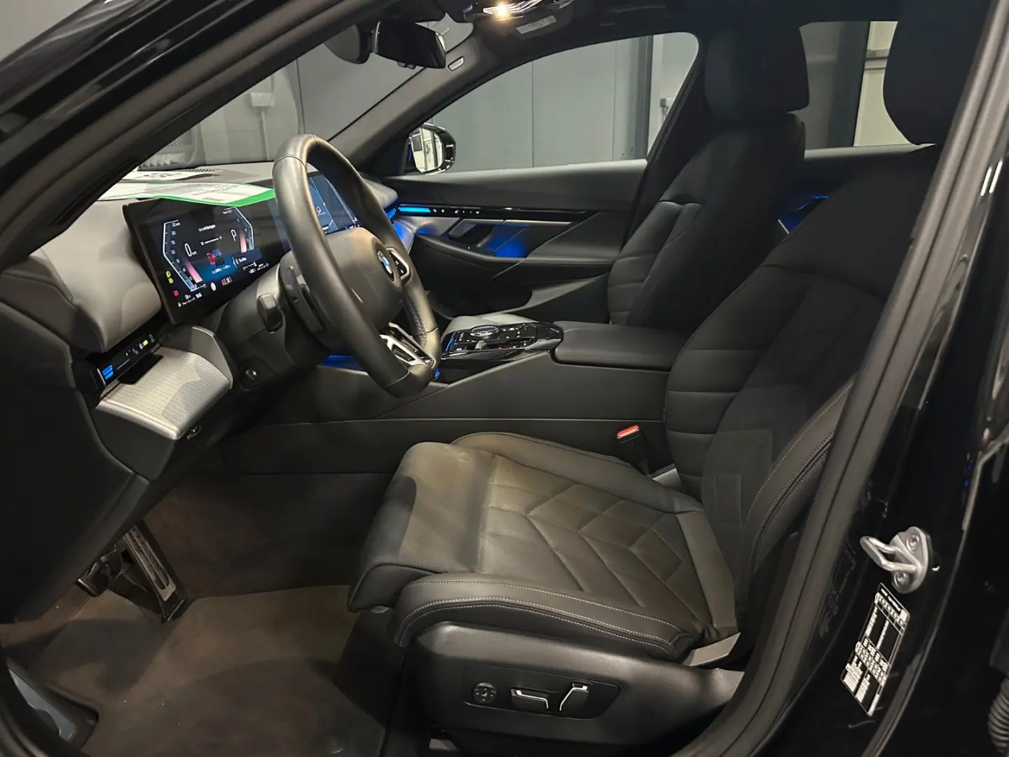 520d Lim. M-Sport *Travel/Driving-Assist*LEDER*