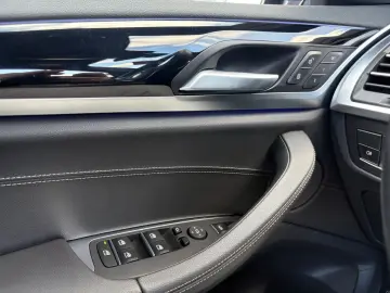 X3 M40 i LED Harman-Kardon Head-Up Pano