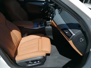 530 e Touring LASER HuD Luftfederung AHK NAVI   