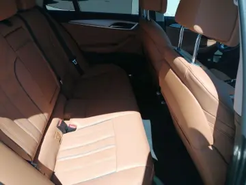 530 e Touring LASER HuD Luftfederung AHK NAVI   