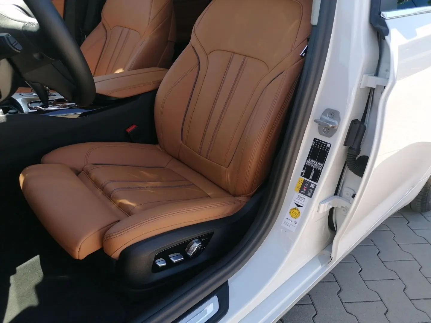 530 e Touring LASER HuD Luftfederung AHK NAVI   