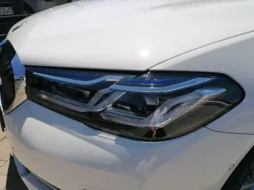 530 e Touring LASER HuD Luftfederung AHK NAVI   