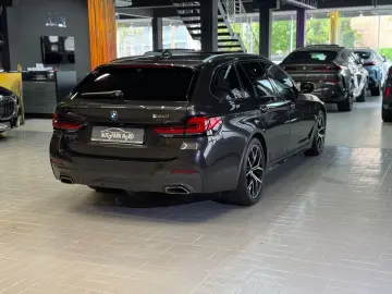 540i xDrive M Sport~HUD~LASER~HARMAN&KARDON~AHK