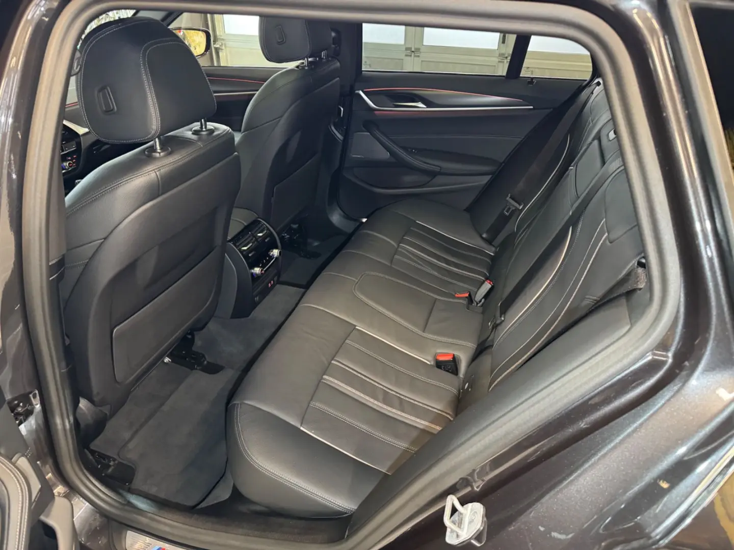 540i xDrive M Sport~HUD~LASER~HARMAN&KARDON~AHK