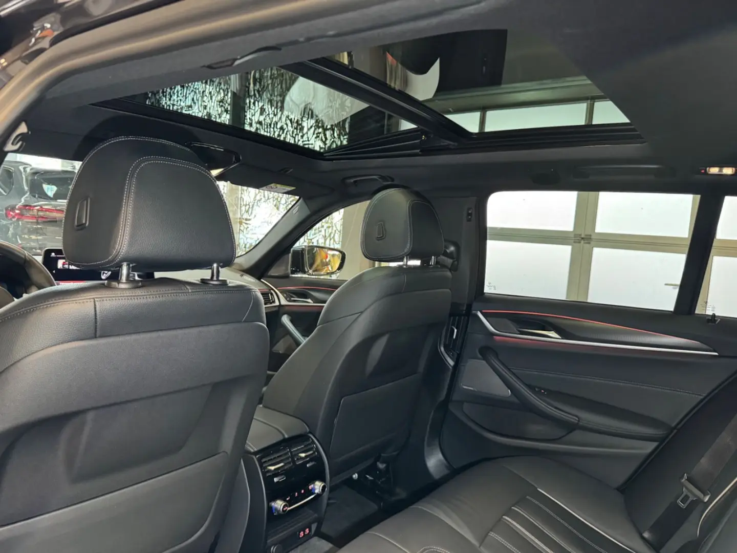 540i xDrive M Sport~HUD~LASER~HARMAN&KARDON~AHK