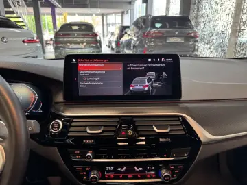 540i xDrive M Sport~HUD~LASER~HARMAN&KARDON~AHK