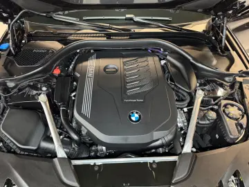 540i xDrive M Sport~HUD~LASER~HARMAN&KARDON~AHK