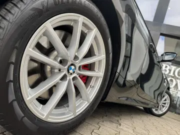 M440i xDrive Coupé AdapLED DA ACC PA+ H/K HuD