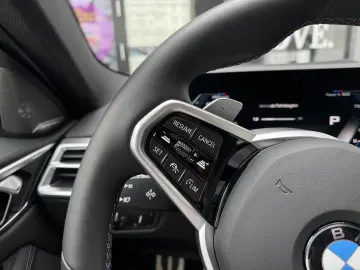 M440i xDrive Coupé AdapLED DA ACC PA+ H/K HuD