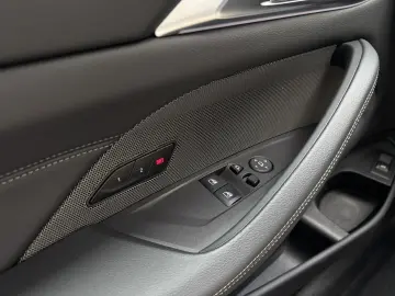 M440i xDrive Coupé AdapLED DA ACC PA+ H/K HuD