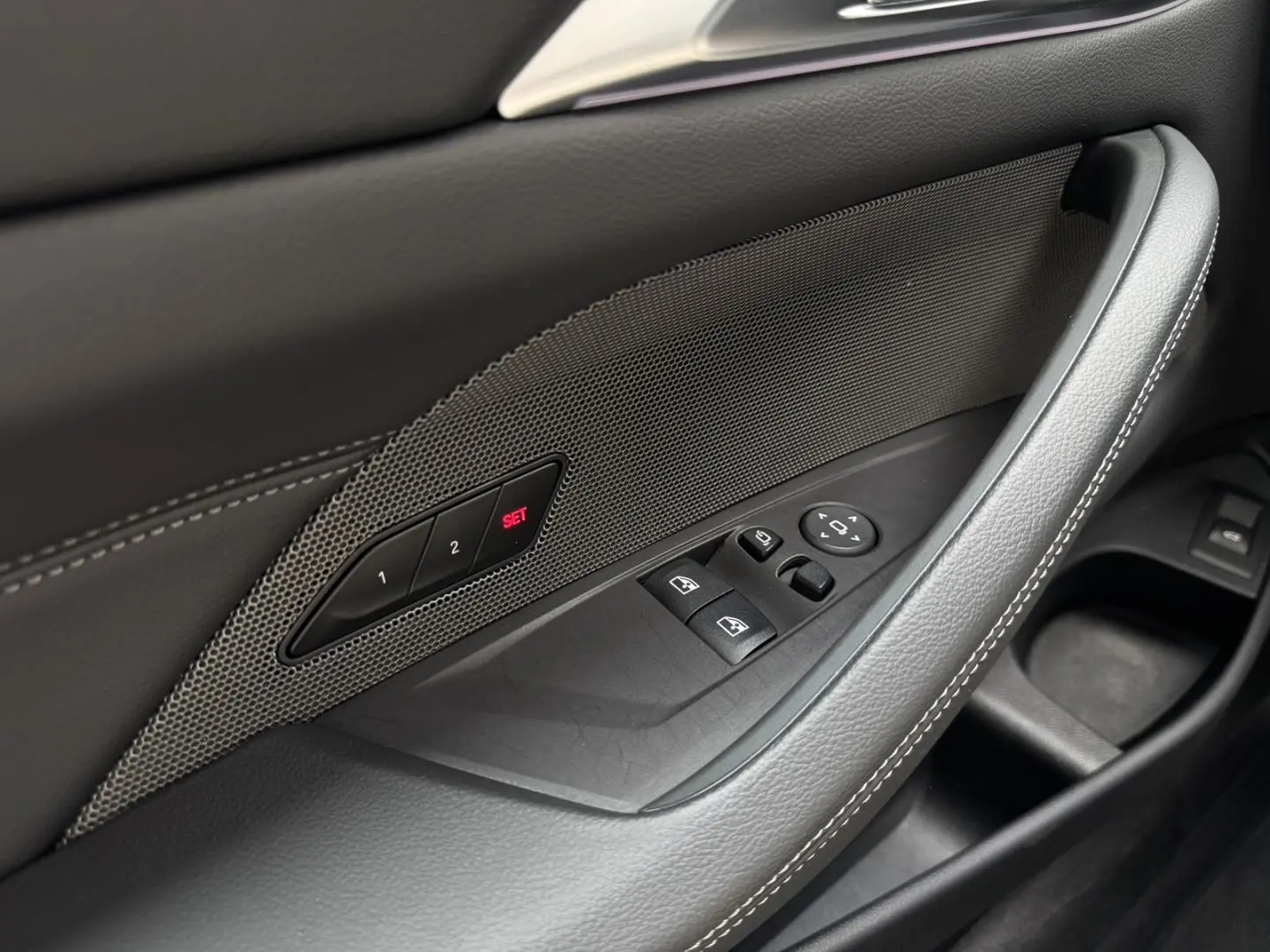 M440i xDrive Coupé AdapLED DA ACC PA+ H/K HuD