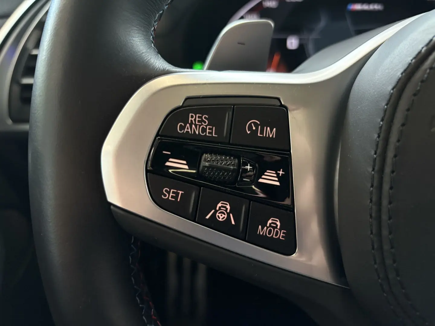 X3 M40i DA Prof PA+ Laser HuD Pano H/K 20
